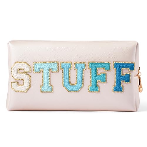 La Mejor Lista de Cosmetiqueras Tumblr Top 10. 48 Y1tvei STUFF - Bolsa de maquillaje grande – Parche Preppy extragrande, bolsa de maquillaje con letras azules, bolsa de cosméticos impermeable, bolsa de aseo con cierre, regalo...