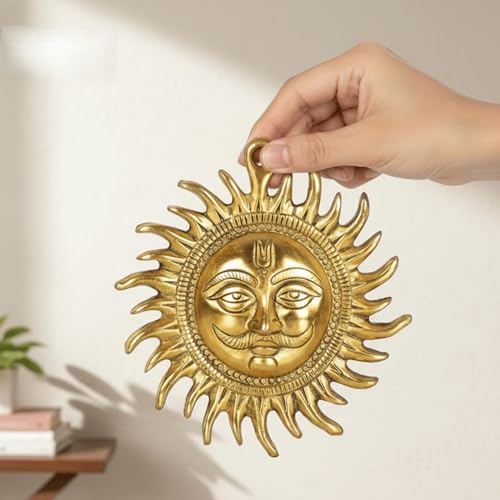 Vipron Vastu Sun/Surya Wall Hanging with Brass Finish – Decorative Metal Sun Face Sculpture for Home, Office, Garden & Spiritual Decor – 12cm, Handcrafted Sun Motif for Indoor & Outdoor