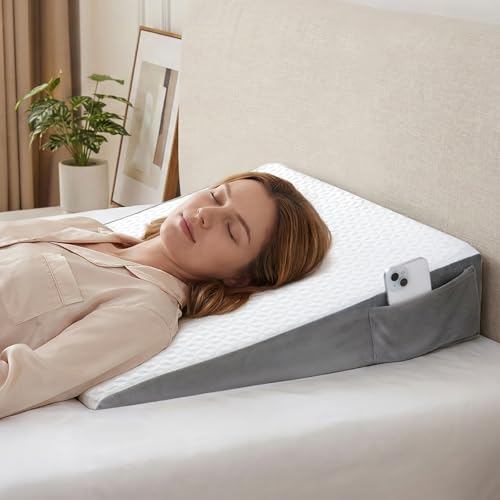 Vekkia 24x24x5.5 Bed Wedge Pillow with Pockets & Cover