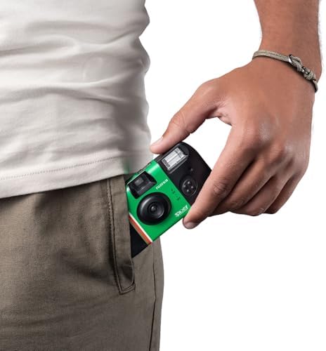 Fujifilm Quicksnap 27 exposure, FUJICOLOR 400 ISO speed film camera, with Built-in flash - View 7