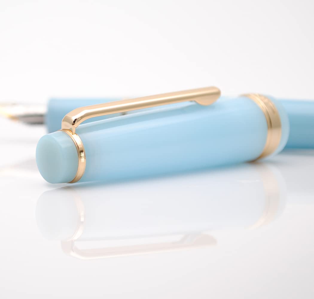 JINHAO 82 Celluloid Fountain Pen Acrylic Ink Pen with Ink Converter (Fine Nib, Gold Clip-Transparent Sky Blue) - Image 3