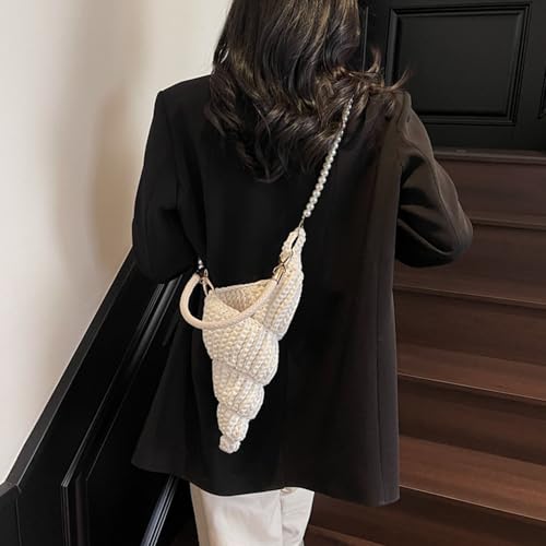 Bandoulière tissée à la main avec perles sur un sac chic pour un style unique