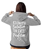 Ce sweat à capuche qui fait partie de notre gamme de vêtements équestres est sûr de se démarquer et permettra à vos amis de parler aux écuries lorsque vous montrez vos incroyables compétences d'équitation et qu'ils sont à cheval derrière vous.