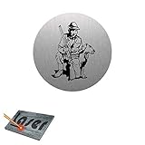 Tamaño: 8 cm Placa grabada autoadhesiva de 8 cm de cazador y perro 02 con fondo de aluminio cepillado