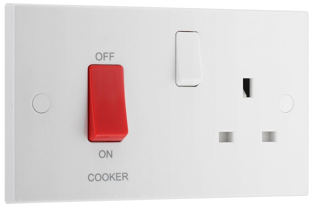 British General White Moulded Bg Electrical Cooker Switch With Socket, Cooker Control Unit, Control Socket, Double Pole, Square Edges, Nexus 900 Series, Square Edge, 45A, 971