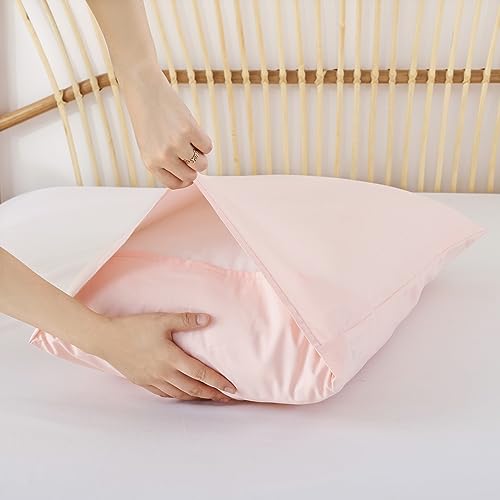 Image of ROSGONIA Blush Comforter Set Queen, 3pcs (1 Boho Pink Comforter & 2 Pillowcases) All Season Soft Bedding Lightweight Bedspread Blanket Quilt