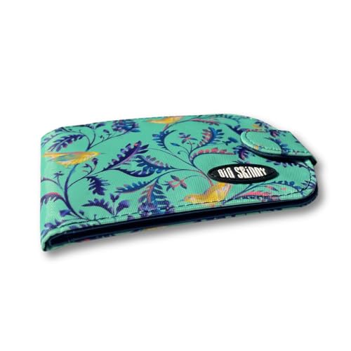 Image of Big Skinny Women's Taxicat Bi-Fold Slim Wallet, Holds Up to 25 Cards
