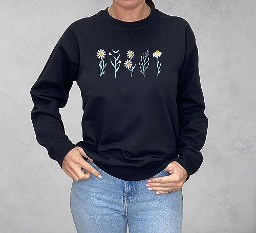 NACRE APPAREL Daisy Lover Embroidered Sweatshirt Wildflowers Crewneck Flower Embroidery Botanical Plant4