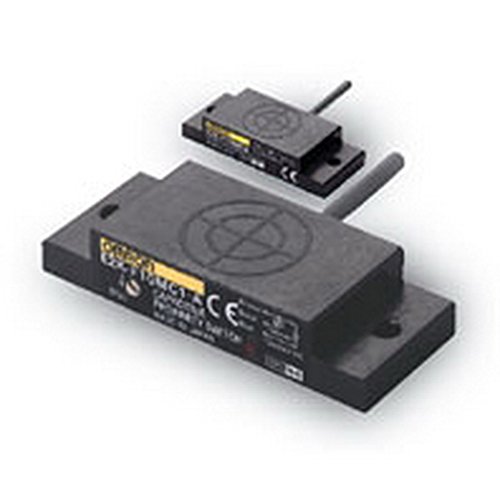 Capteur de proximité Omron capacitif 3 fils NPN NO avec câble de 2m pour détection de niveau