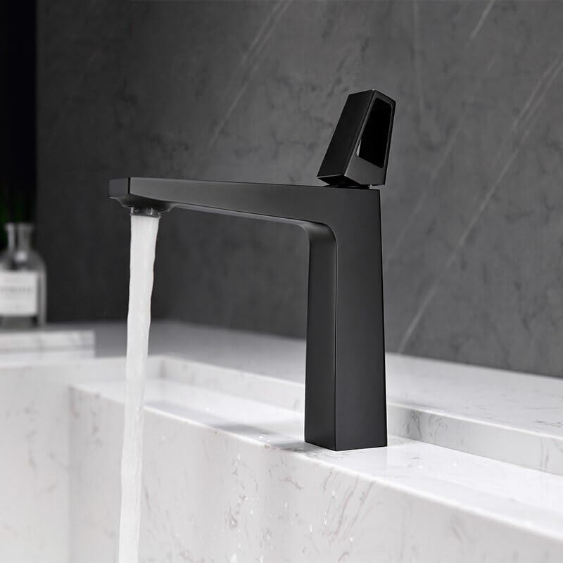 Robinet de lavabo anti-corrosion en laiton carré gris pour réparer un évier qui fuit