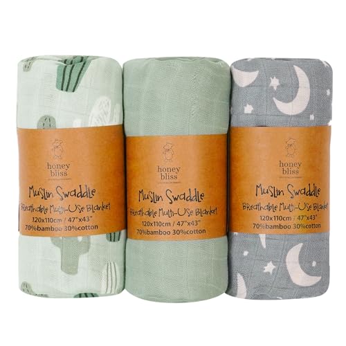 Image of Generic Muslin Swaddle and Receiving Blankets: Breathable, UV-Protective, and Skin-Friendly Comfort for Babies, Boys & Girls, 3-Pack (47 x 43 inches / 120cm x 110cm) (Green)