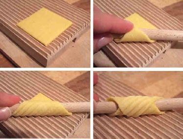 MAAJ GNOCCHIBRETT BREIT & PENNESTAB FÜR GNOCCHI & GARGANELLI - MADE IN ITALY
