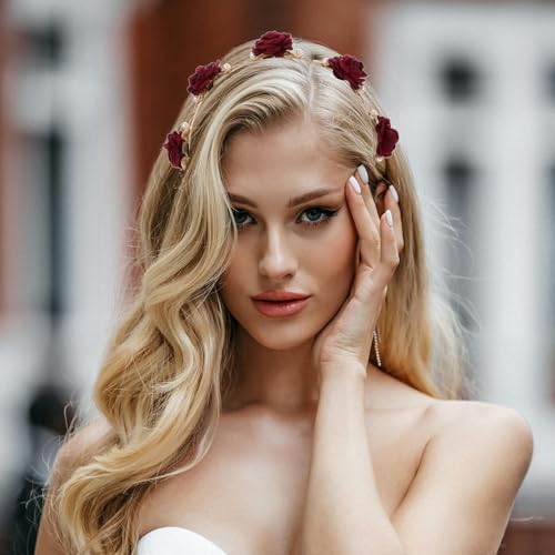 Couronne de fleurs mariage pour fixer une coiffure de mariée délicate - 6