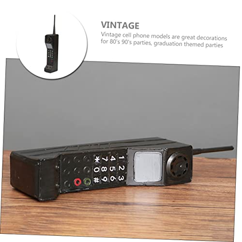 Téléphone bureau fer vintage compact pour rompre la monotonie des espaces modernes