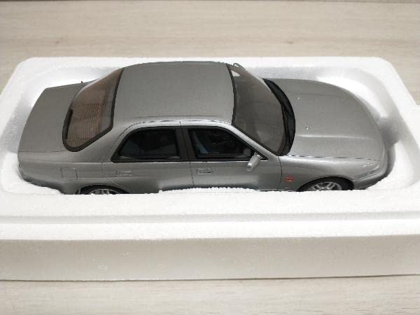 Amazon | 京商 日産スカイライン GT-R KSR18041S KYOSHO SAMURAI 1/18