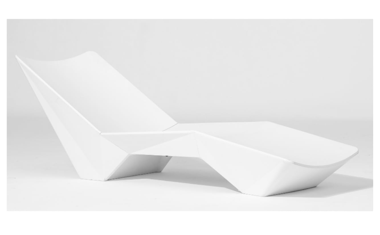 K-LINA Bain de Soleil Blanc Mat – Transat Design Ergonomique en Polypropylène, Chaise Longue Extérieure Moderne avec Dossier Ouvert, Confort Durable pour Jardin, Terrasse, Piscine et Hôtel (175 cm)