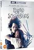 In questo amato capolavoro diretto da Tim Burton, Edward (Johnny Depp) è una creazione irresistibilmente affascinante con lancette metalliche affilate come rasoi e un cuore d'oro.