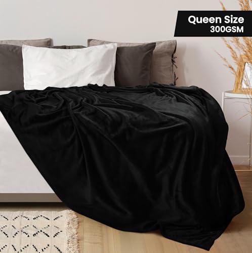 Image of Utopia Bedding Fleece Blanket Queen Size Black (90x90 Inches) Ultra Soft Warm Lightweight Microfiber Breathable Anti-Static Cozy Bed Blanket, All-Season Home Decor Gift for Women and Men
