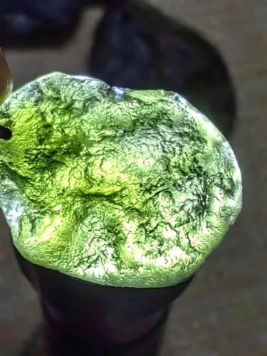 Moldavite Crystal Necklace,Raw Czech Meteorite Tektite Stone Healing Crystal Necklace,Green,Irregular Shape2