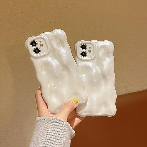 Coque esthétique iPhone 12 blanche idéale pour les sorties et soirées - 4
