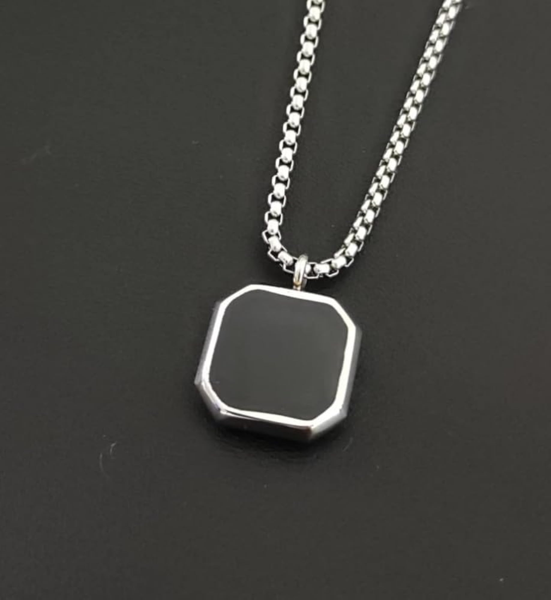 Alloy Locket Chain for Women and Men