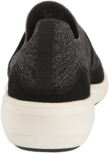 Clarks Women's Un Rio Sneaker, Black Knit, 8 Wide | Image 2