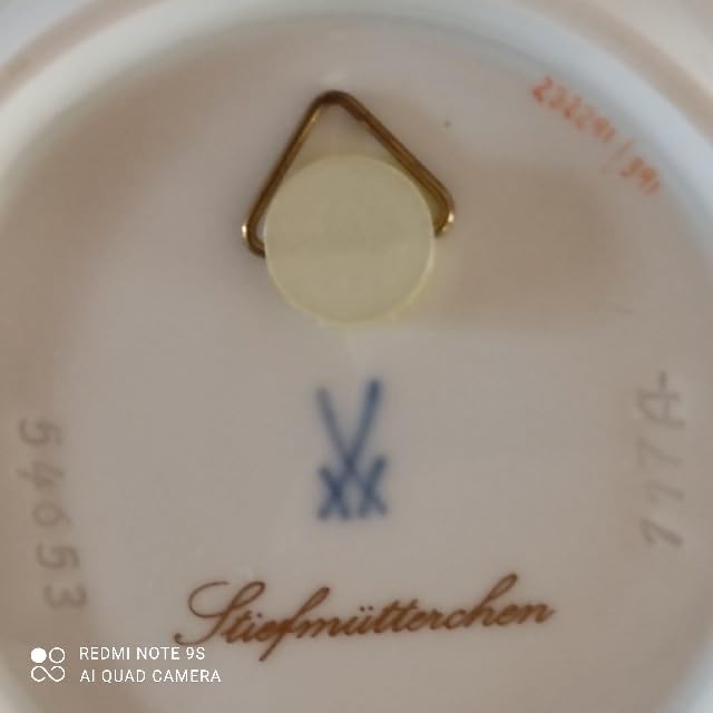 マイセン 壁掛けプレート 絵皿 ハナ№6波の戯れ ホワイト | ドイツの名