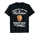 Klassisch geschnitten, doppelt genähter Saum.