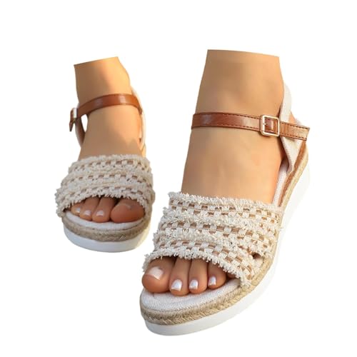 Sandales et nu-pieds femme pour des journées ensoleillées à la piscine