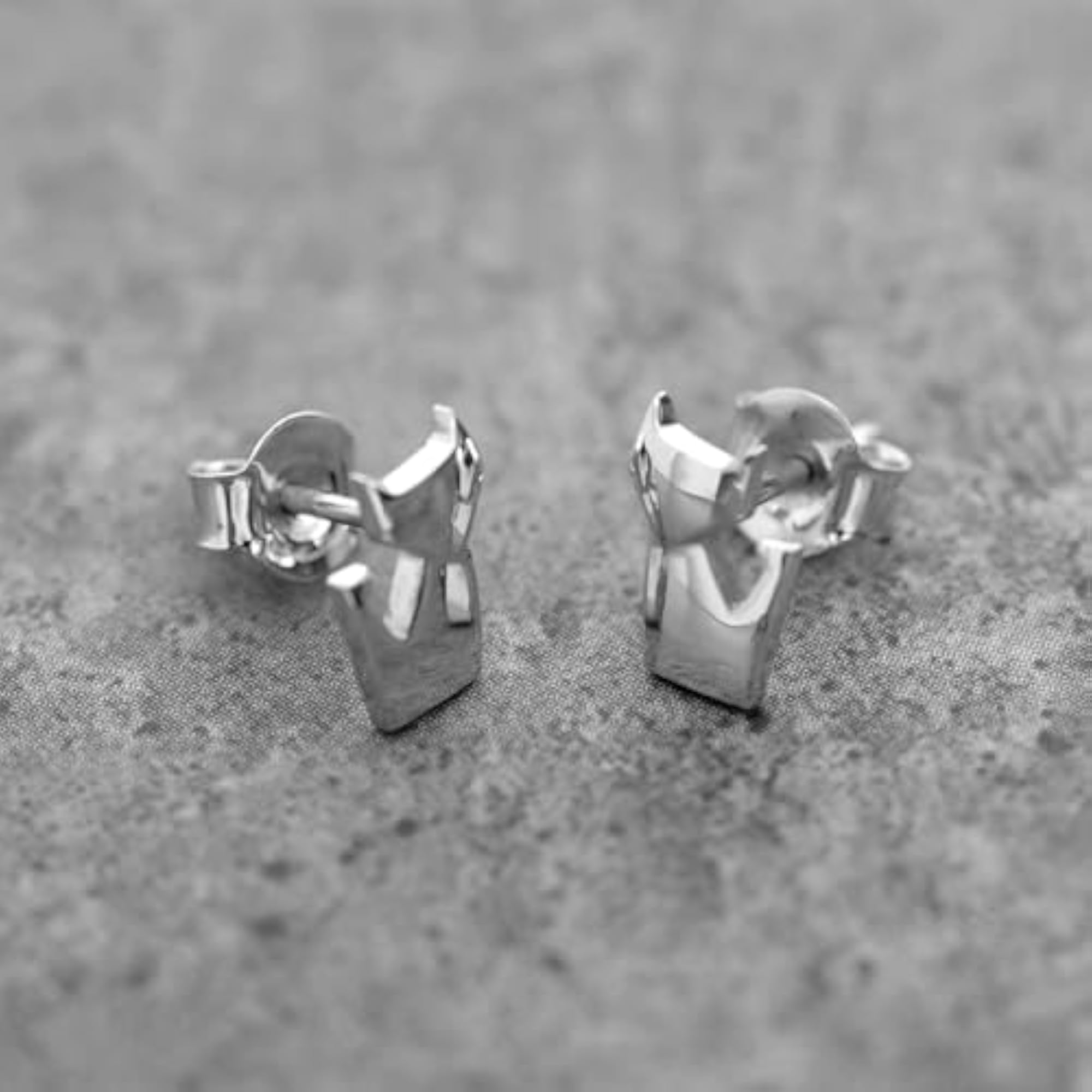 Women's 925 Sterling Silver Mini Kitten Shape Stud Earrings
