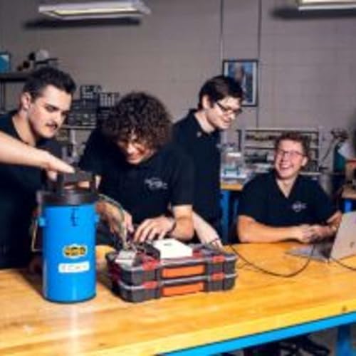 Embry-Riddle Prescott Earns Top U.S. News Rankings Podcast Por  arte de portada