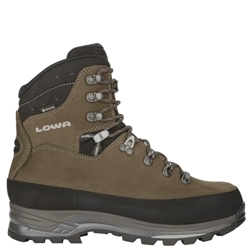 Image of Lowa Men's Tibet GTX WXL - Wide Trekking Boot