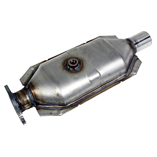 Walker Ultra EPA 16473 Direct Fit Catalytic Converter 2.25" Outlet (OD) for Ford Fusion by Walker - Used condition