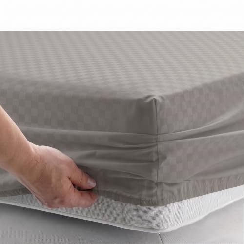 Image of Story@Home Luxe King Size Fitted Bedsheet with 2 Pillow Covers | 500 TC Egyptian Cotton Compact Yarn | 182 x 198 cm | Fits Up to 12 Inch Mattress | Checkered Jacquard | Silver Grey | Gift Packaging
