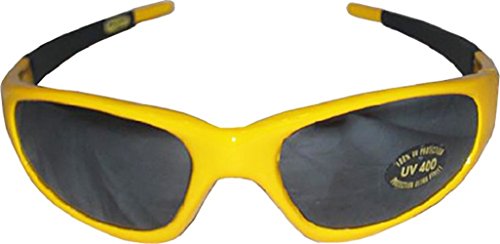 Wrestler Hogan Red or Yellow Sunglasses (Yellow)