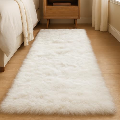 JOYARR Hochflor Läufer Teppich Flauschig Waschbar Anti-Rutsch Teppiche für Schlafzimmer Bettvorleger Flur Wohnzimmer 60x180 cm Creme