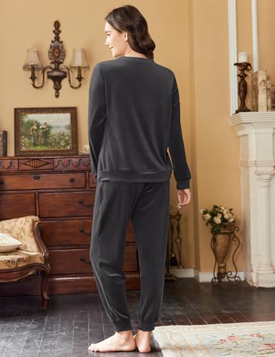 Ekouaer Womens Pajamas Sets Long Sleeve Soft Sleepwear 2 Piece Velvet Pjs Lounge Sets with Pockets