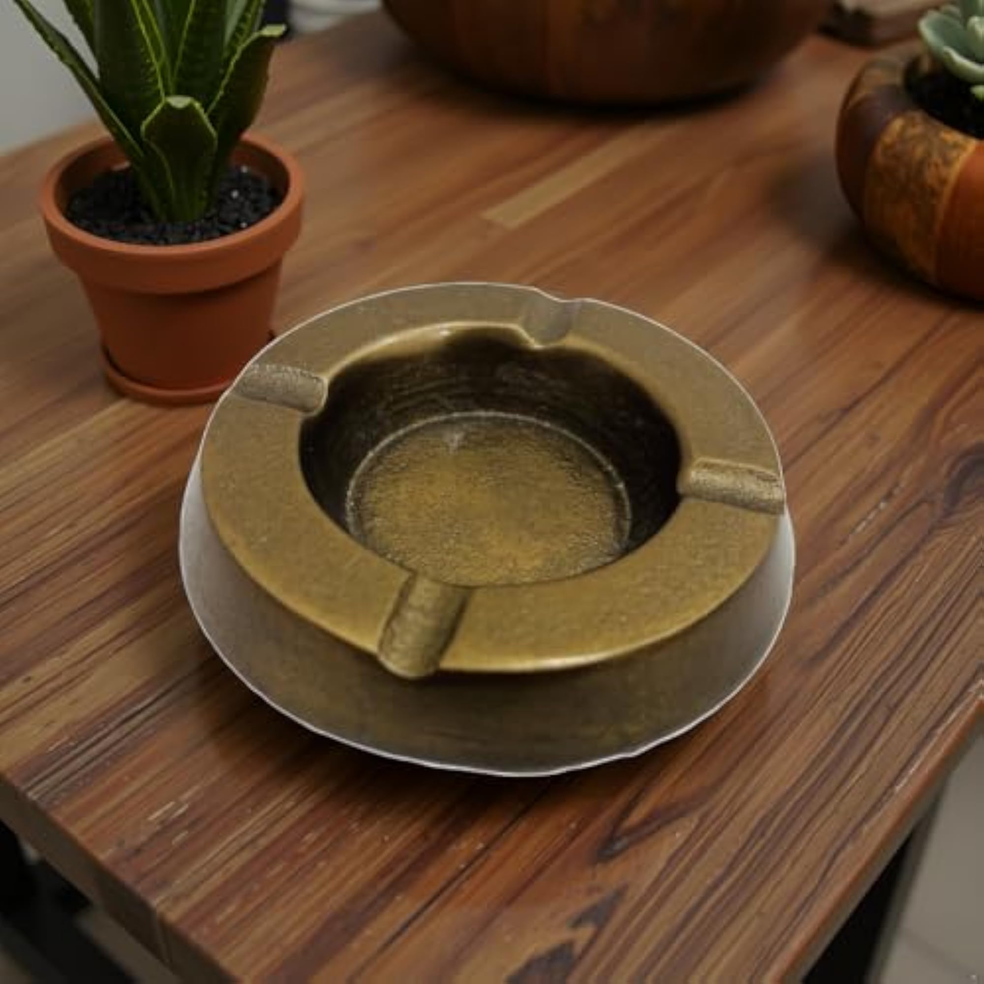 ATIQCO Handcrafted Brass Ashtray Vintage Round with Holders