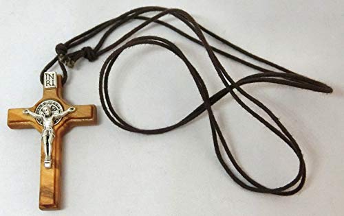 GTBITALY 10.028.90 Lac Collana Croce di San Benedetto in Legno ulivo con Laccio 4 cm