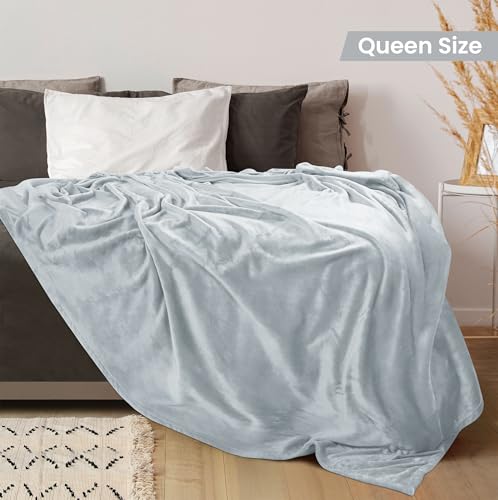 Image of Utopia Bedding Fleece Blanket Queen Size Light Grey (90x90 Inches) Ultra Soft Warm Lightweight Microfiber Breathable Anti-Static Cozy Bed Blanket, All-Season Home Decor Gift for Men & Women