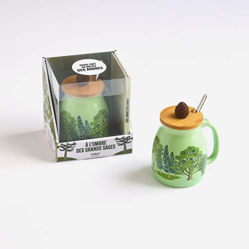 Coffret Mug à l'ombre des grands sages, un mug géant en céramique avec couvercle en bambou et cuillère métal, un livre de méditation sur les arbres