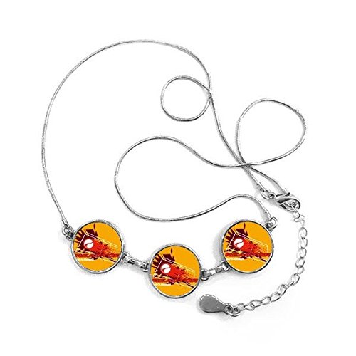 Collier Graffiti Street Culture pour affirmer votre style en festival urbain