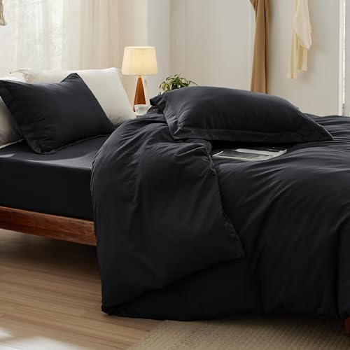 Bedsure Duvet Cover King Size with Fitted Sheet - 4 Pieces Prewashed Polyester Extra Soft Bedding Set, Includes 1 Duvet Cover 104x90 Inches with Zipper Closure, 2 Pillow Shams, 1 Fitted Sheet, Black