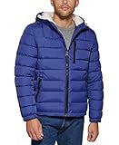 Caractéristiques élégantes : empiècements matelassés, logo Levi's sur la poitrine gauche, logo Levi's rouge à la couture inférieure gauche, logo Levi's sur les tirettes de fermeture éclair.