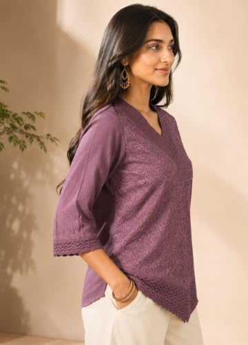 Image of Women's Cotton V Neck 3 /4 Sleeves Embroidered Tunic Short Kurta for Casual Wear Combo