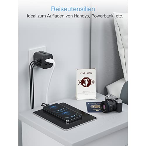 Reiseadapter TESSAN für internationale Steckdosen mit 3 USB-A Anschlüssen