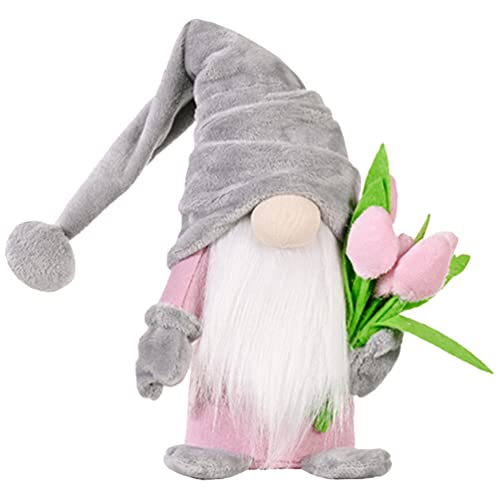 Gnomes de Noël d'intérieur sur une étagère de salon pour le printemps
