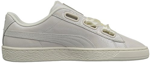 Image of Puma Women Basket Heart DE Sneaker