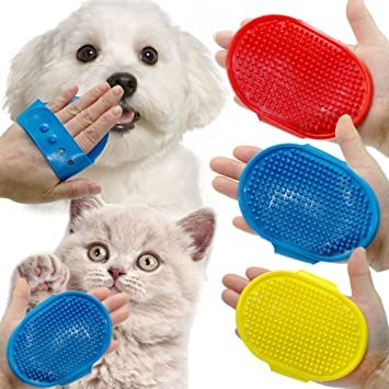 SI Pet Mart Shampoo Washing Soothing Massage Rubber Bristles Hand Brush Band Comb for Dogs & Cats - 1 Piece (Colour May Vary)