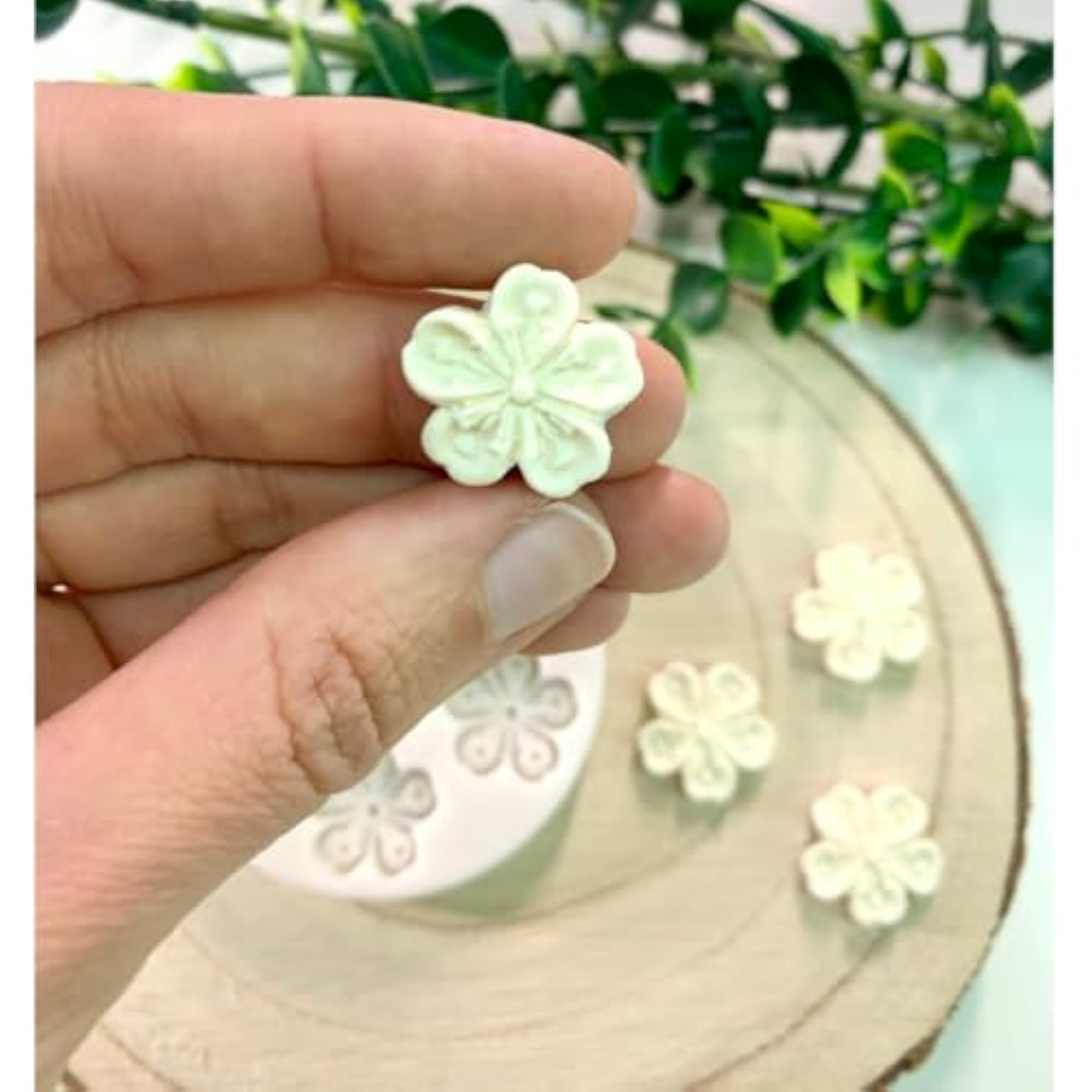 6 Cavity Peach Blossom Flower Fondant Mould for Cake Decoration